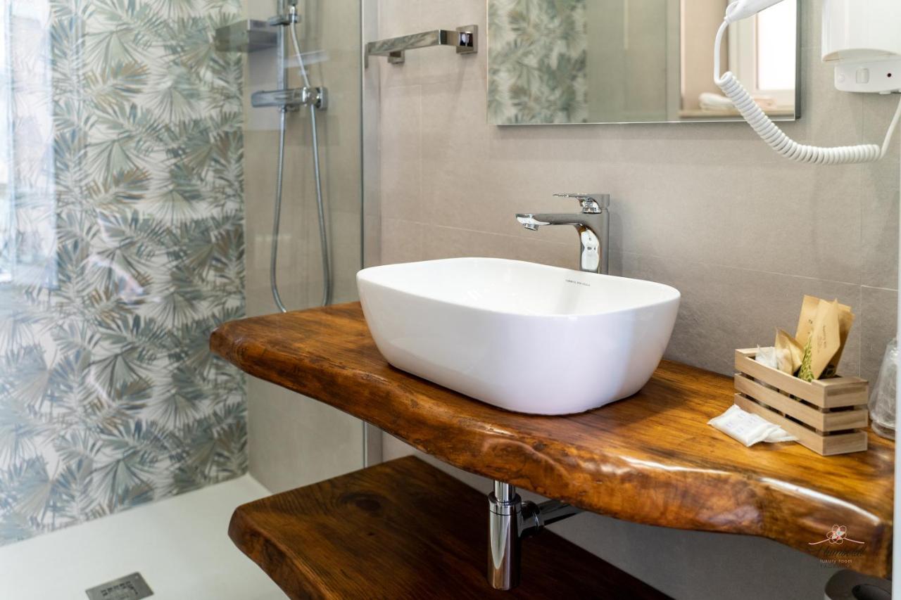 Humboldt Luxury Rooms Таормина Экстерьер фото