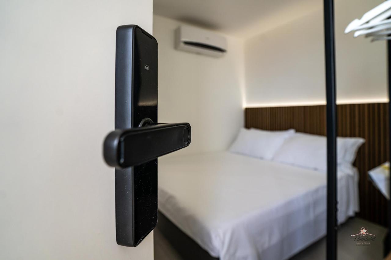 Humboldt Luxury Rooms Таормина Экстерьер фото